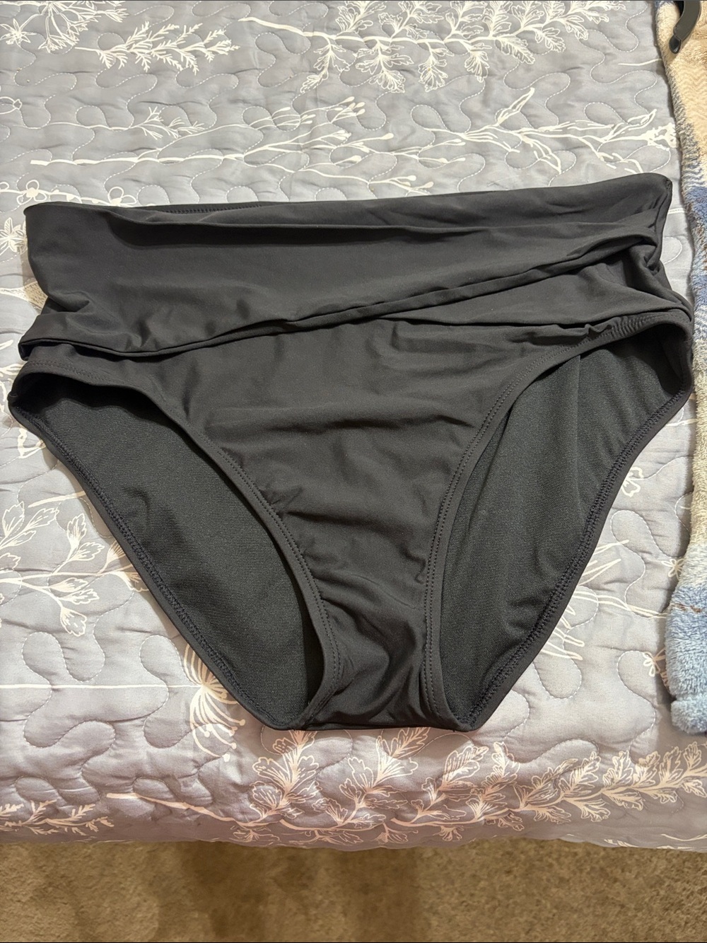 Fold-Over High Waist Bikini Bottoms in Black xxl